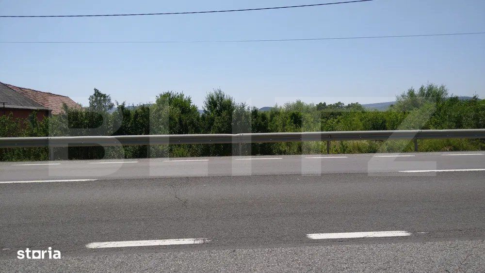 Teren intravilan de vanzare, 7000 mp, DN 17, zona Podirei