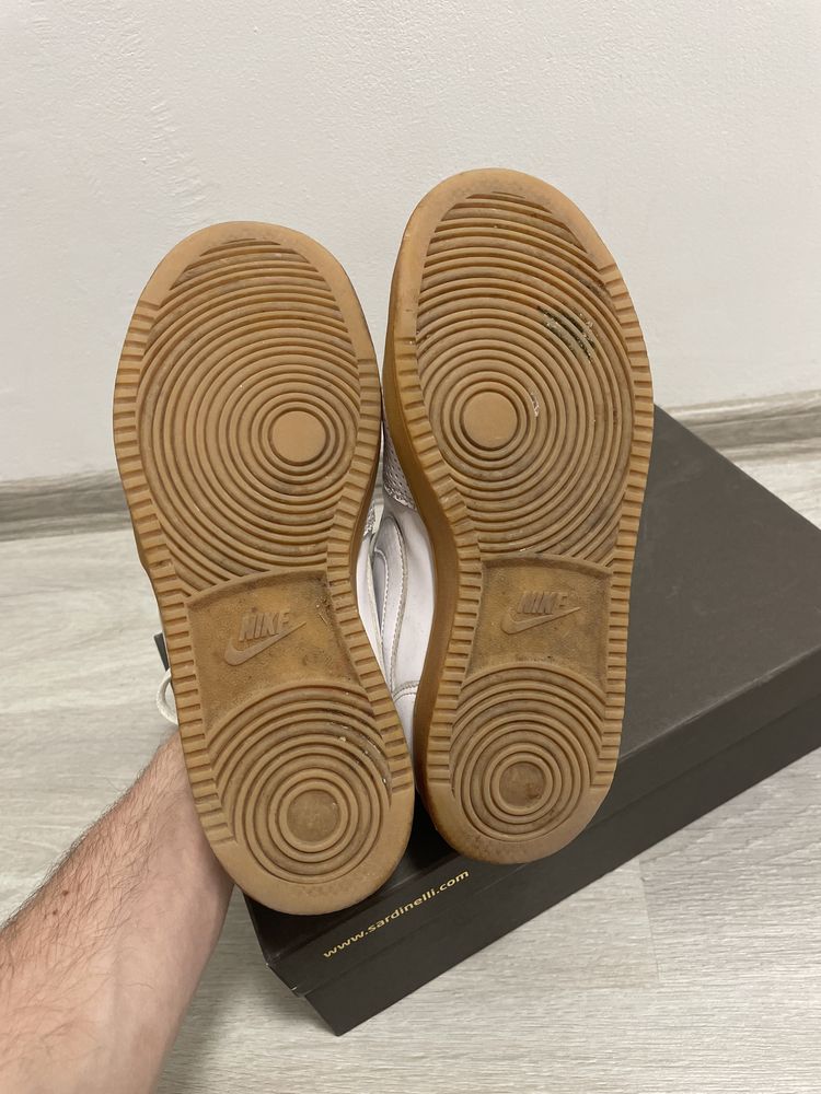 Маратонки Nike Ebernon Low Prem 38.5