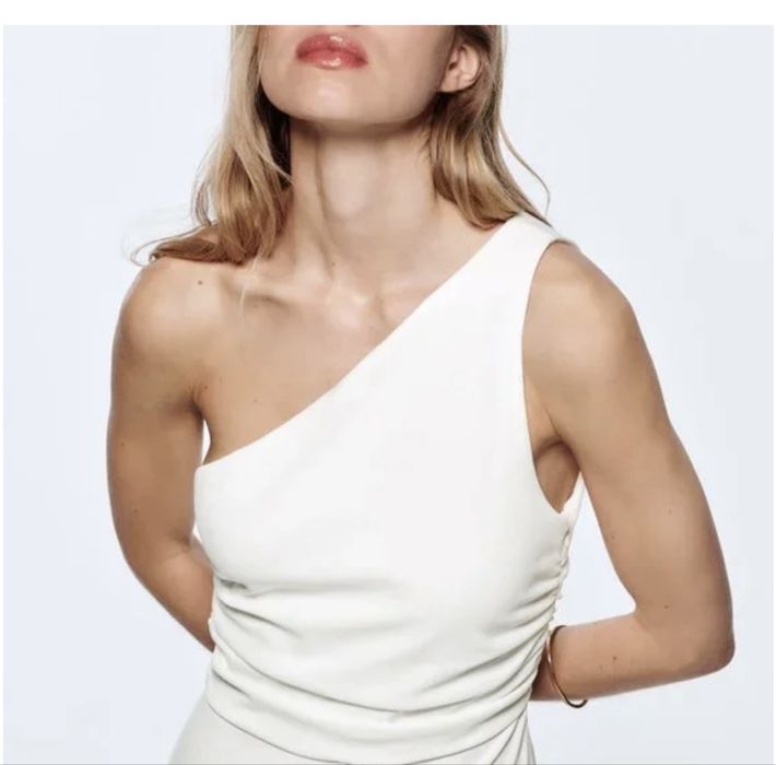 Бял гащеризон zara.