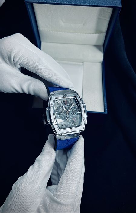 Часы (Hublot Quartz)