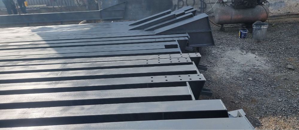 vând structură metalică 50% reducere lucrăm fără avans