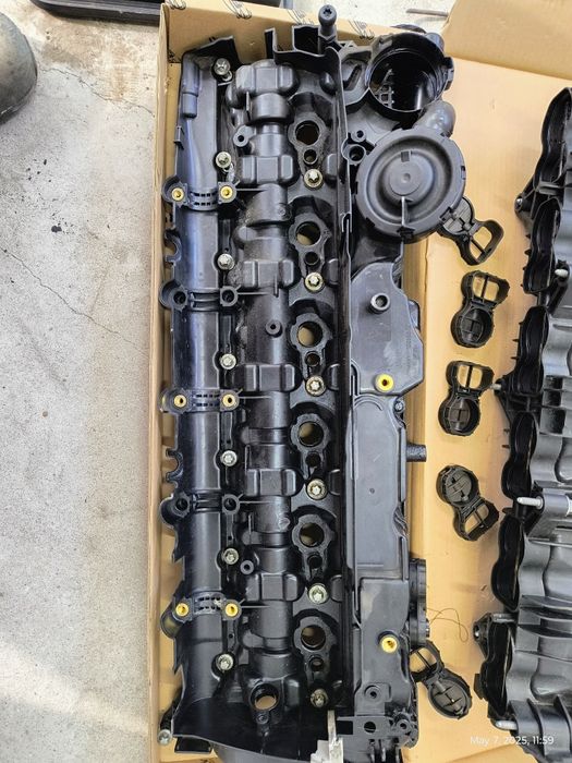 Капак клапани N57