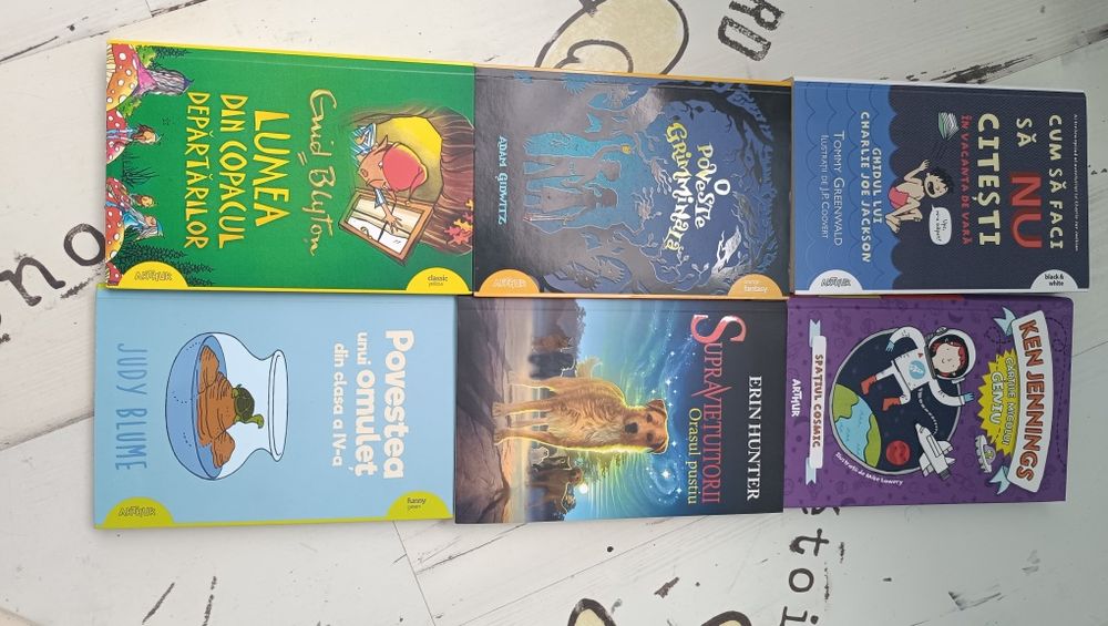 Vând cărți copii vârstă 9-13 ani