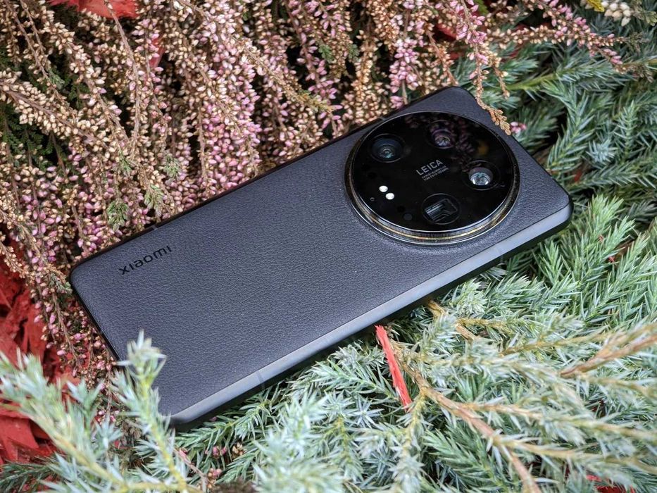 Продам Xiaomi 14 Ultra 16/512 Чёрный Б.У Глобальная версия