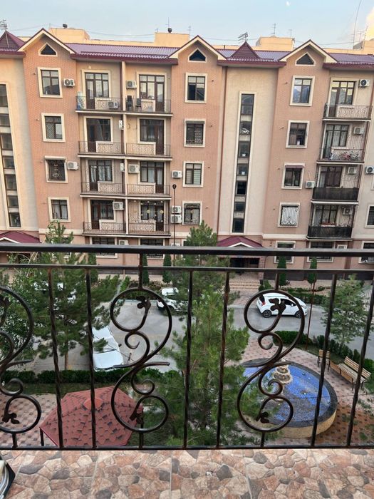 Продаю квартиру новостройка GOLDEN HOUSE в хорошем состоянии