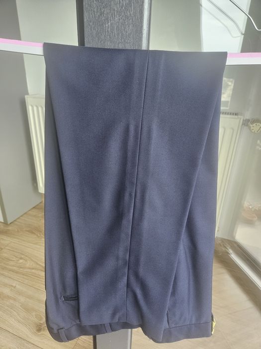 Costum pentru bărbați bleumarin, mărime 54, Marecom