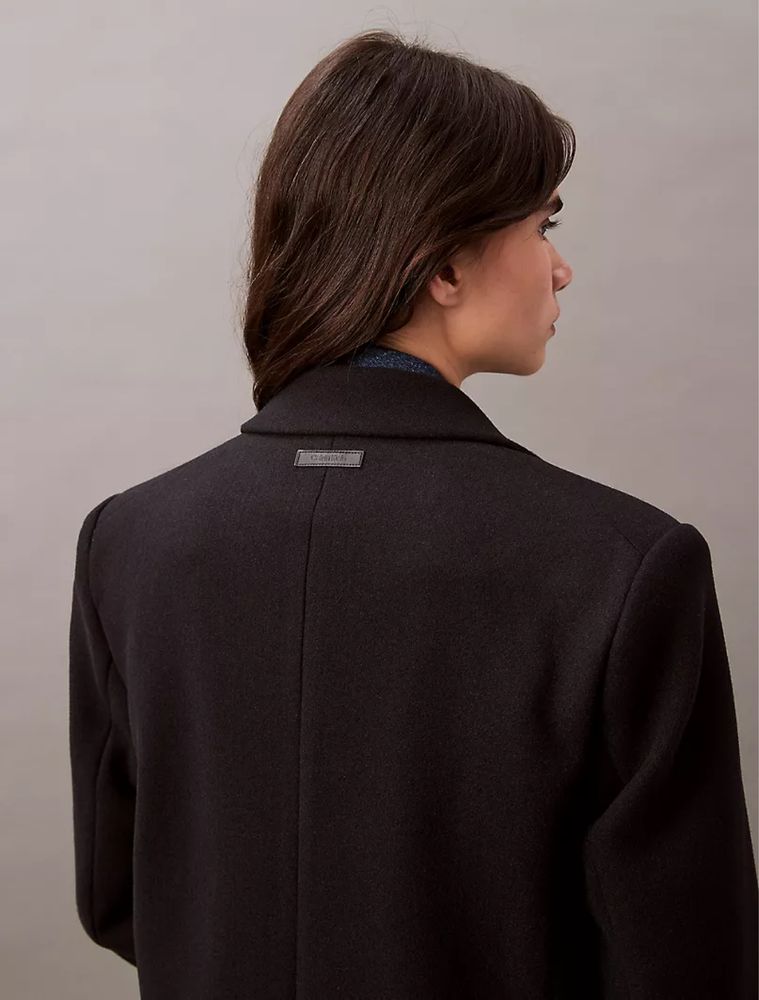 Пальто от CalvinKlein