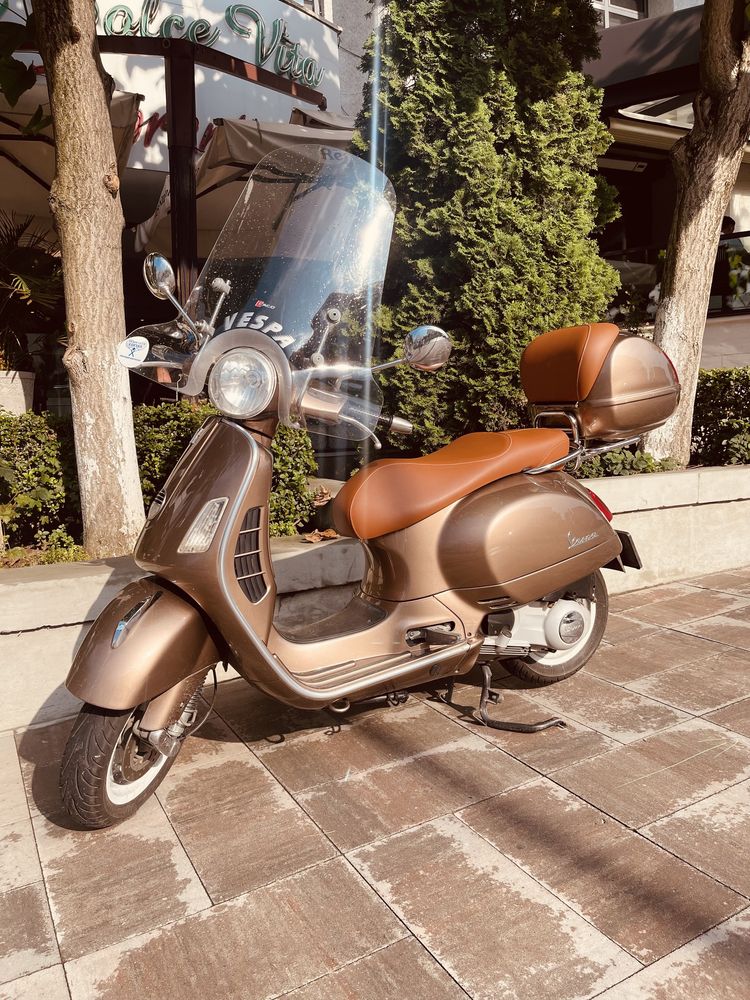 Scuter Vespa deosebit pentru evenimente