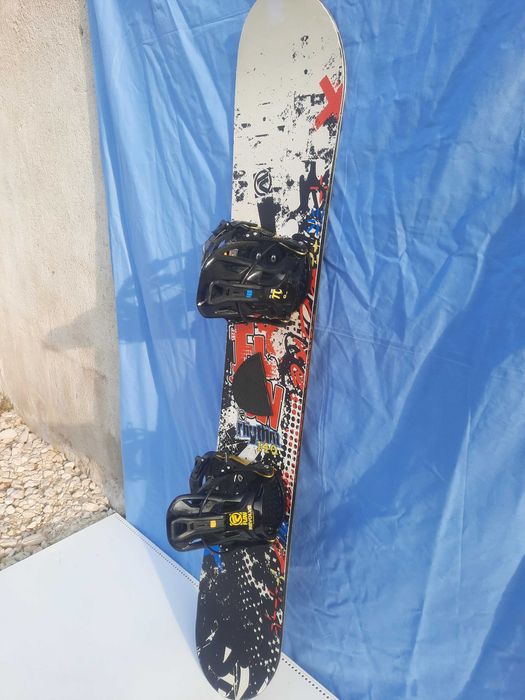 сноуборд   FLOW rhythm  140см. с автомати.