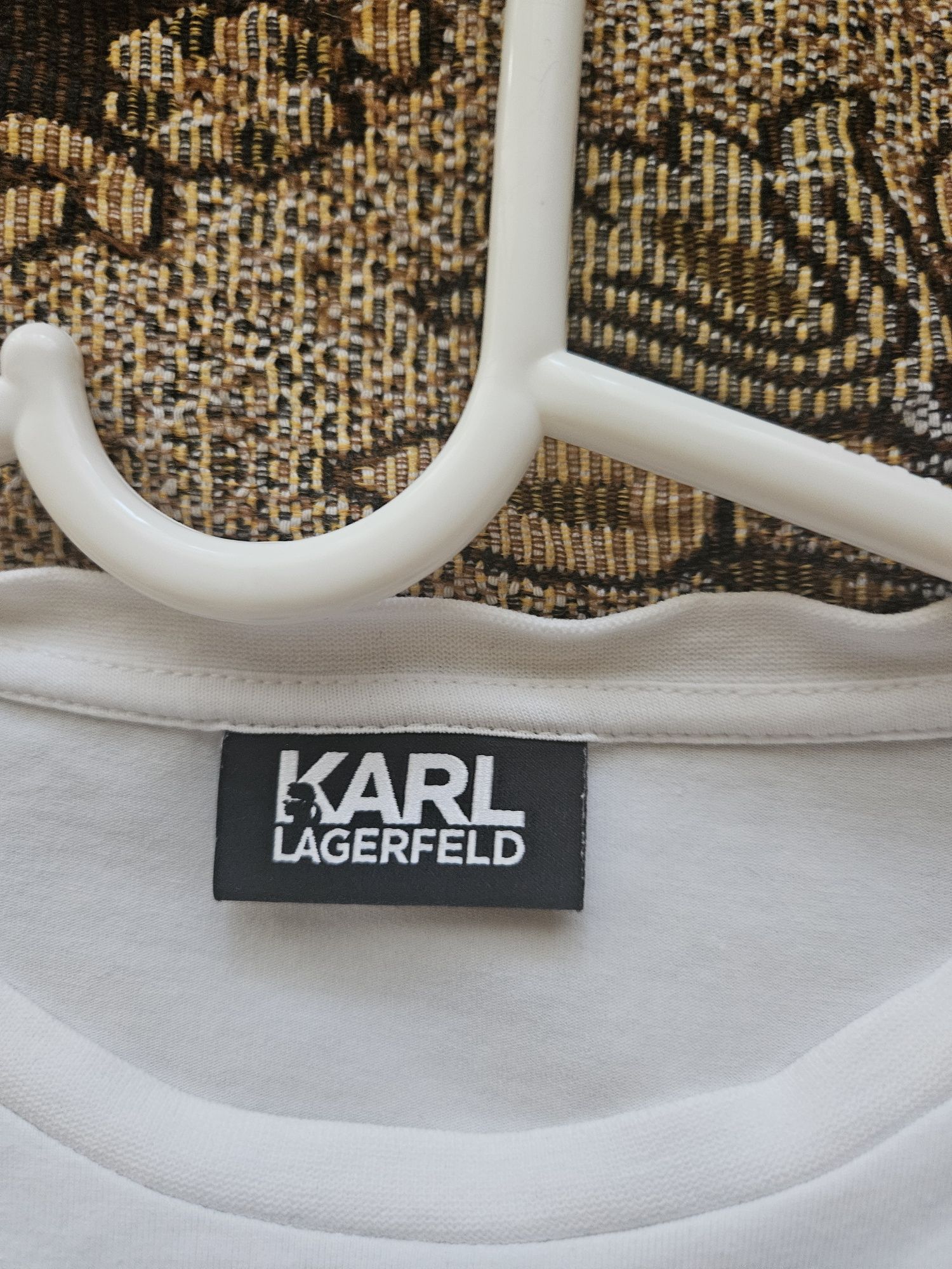 Тениска на Karl Lagerfeld