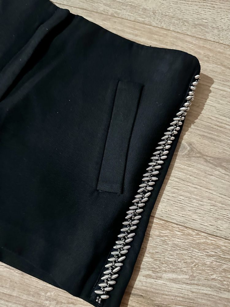 Къси панталони Zara