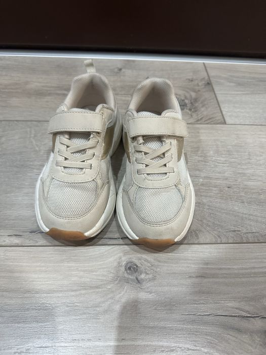 Детски маратонки за момиче