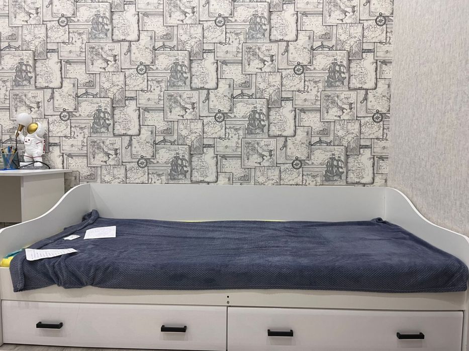 Продам детскую кроватку