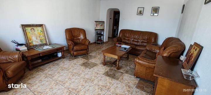 4 Camere | Unirii-Calarasi | Metrou