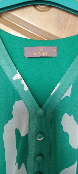 Очень красивое платье of white