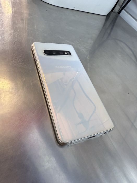Samsung Galaxy S10