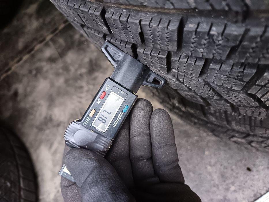 Anvelope MS iarna 235 50 19 hankook 2021 7mm