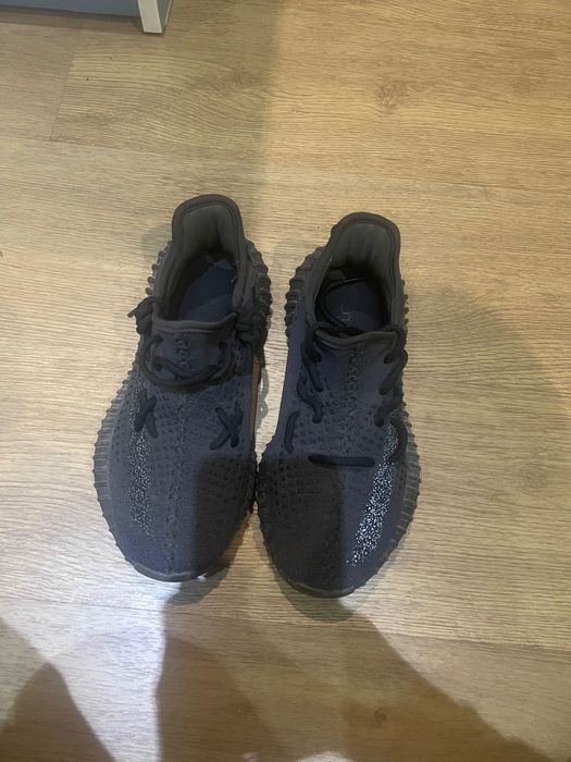 Adidas Yeezy Boost 350 V2 – FY4176 (Cinder Reflective Лично предаване