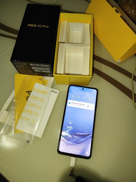 Продам телефон Poco x3 Pro 256/8