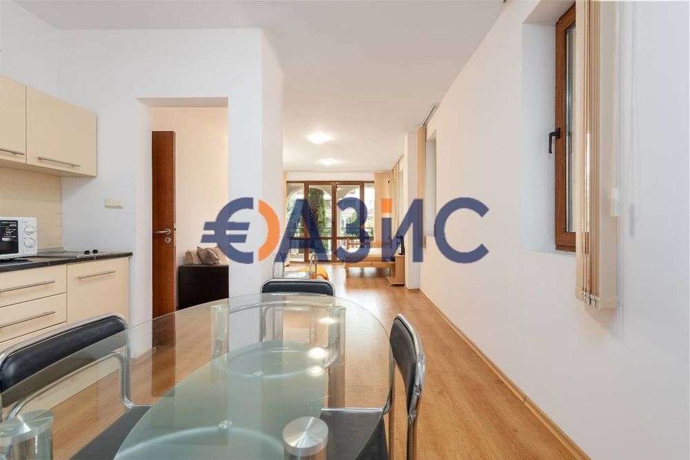 Продава се Двустаен апартамент в к.к. Слънчев бряг - 92 кв.м за 1022 €/кв.м - Снимка #7