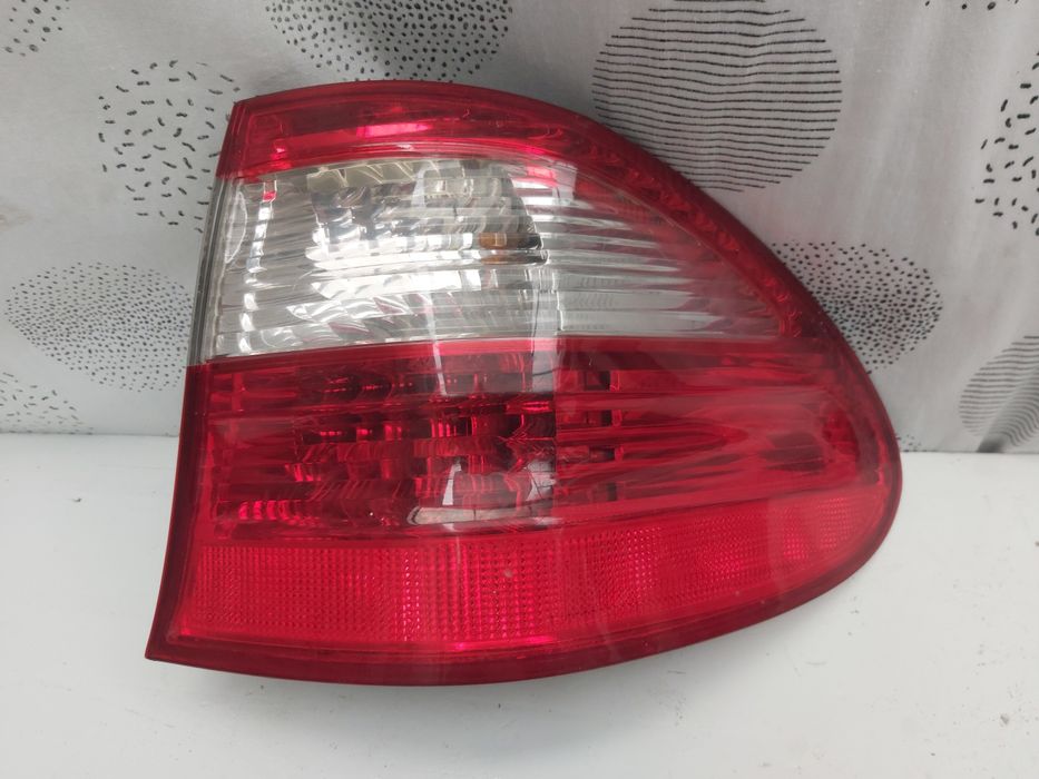 Стоп мерцедес W211 комби Mercedes W211