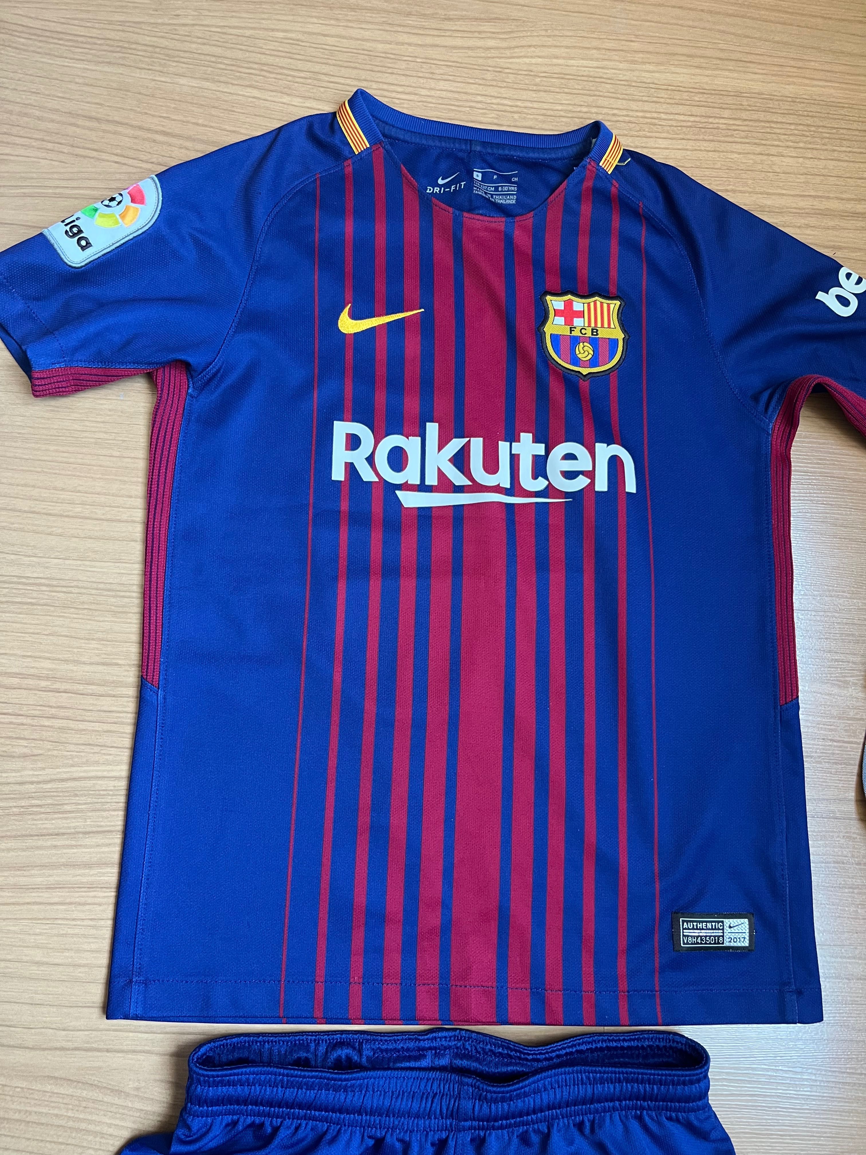 BARCELONA - NIKE за 35 лв.Defacto - kids fashion - еко кожа яке 15 лв.