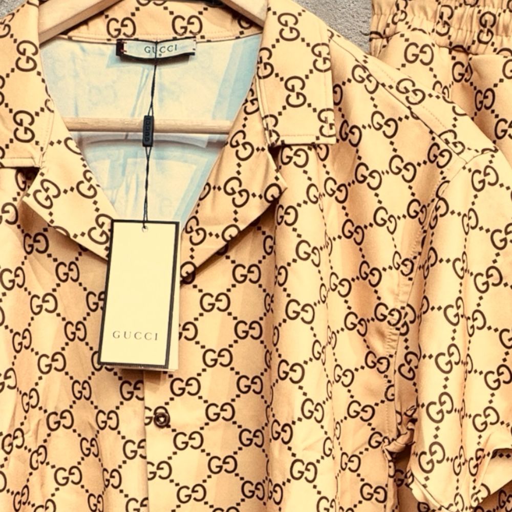 Compleuri Casual/Eleg _ucci calitate premium!