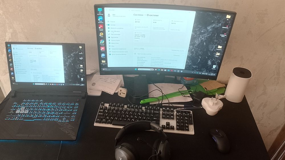 Продаю игровой  ноутбук + монитор + стол + кресло