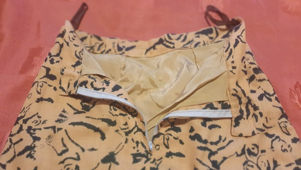 Fusta subtire cu dublura S creion galben/ mustar