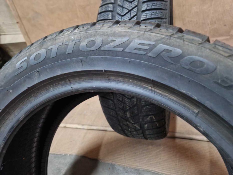 2 Pirelli R18 225/50
зимни гуми
DOT0618