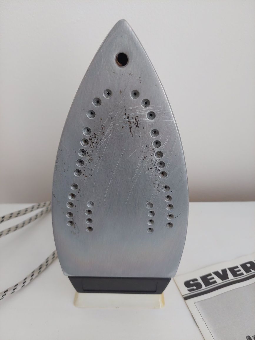 Ютия Severin 1200 W..