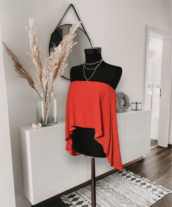 Top ASOS rosu Xs asimetric cu umerii goi