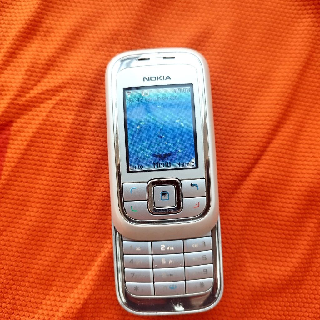 Nokia 6111 slide Silver ( decodat, stare foarte buna)