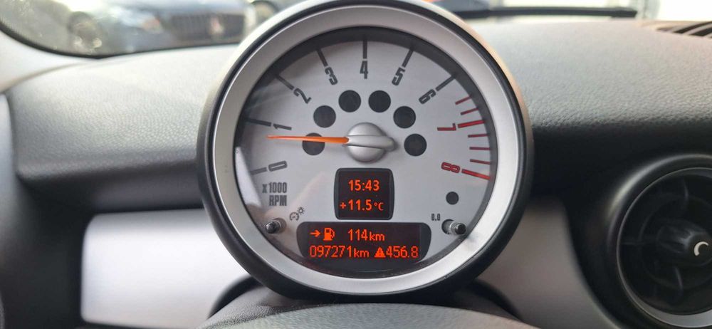 Mini One proprietar 1.4 benzina km 97500 impecabil