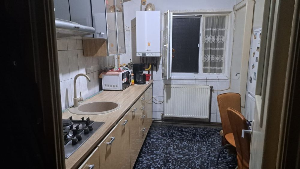 (Ocazie) Proprietar vând apartament doua camere confort 1