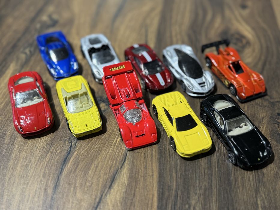 10 Ferrari Hot Wheels редки стари модели