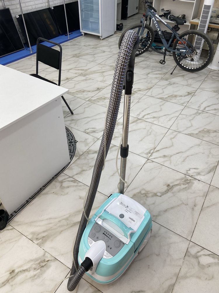 Моющий пылесос Bosch