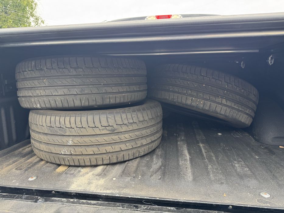 Летни гумин за джипове 255/55 R19