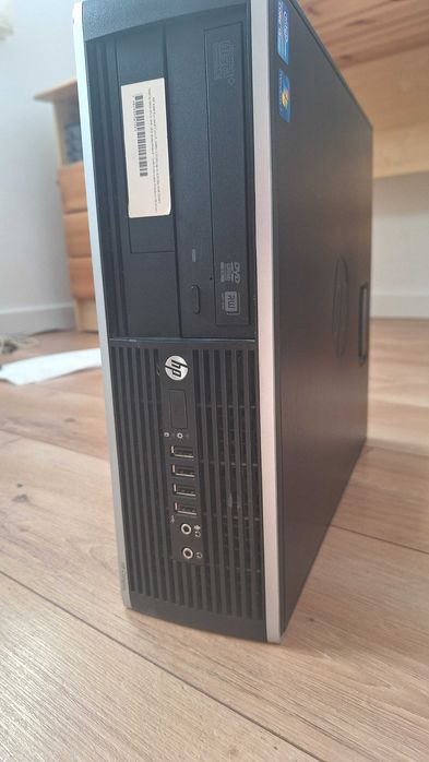 Sistem PC: unitate, monitor, tastatura si mouse