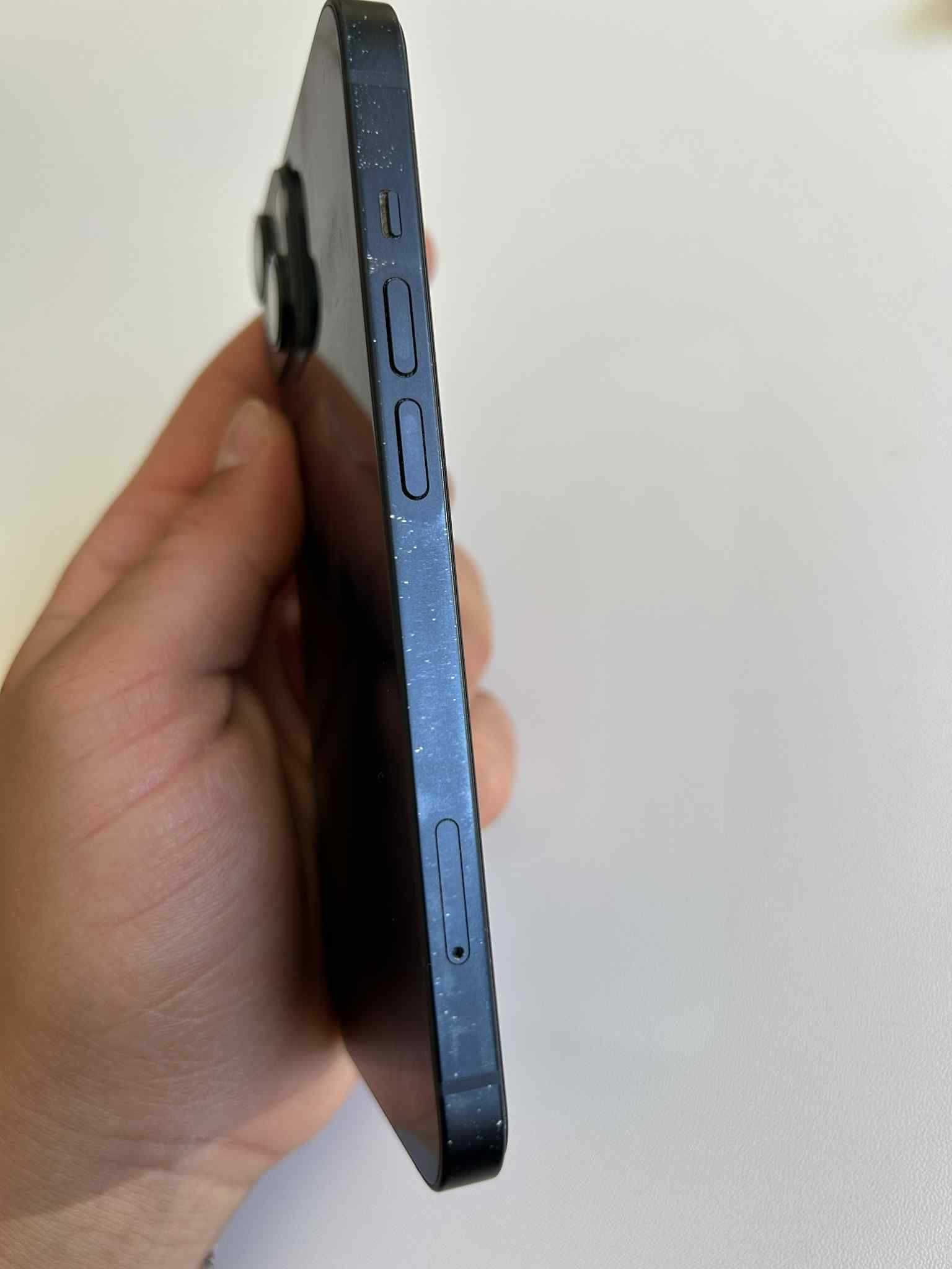 iPhone 14 - 128ГБ