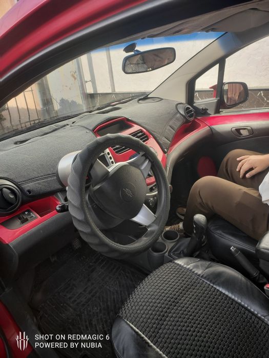 Spark 2 2010                 .