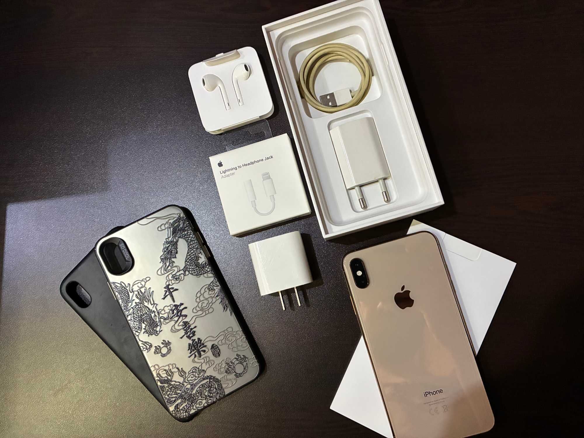 iPhone 13 White 256GB, 13 Mini Midnight 128GB, XS Max Gold 256GB