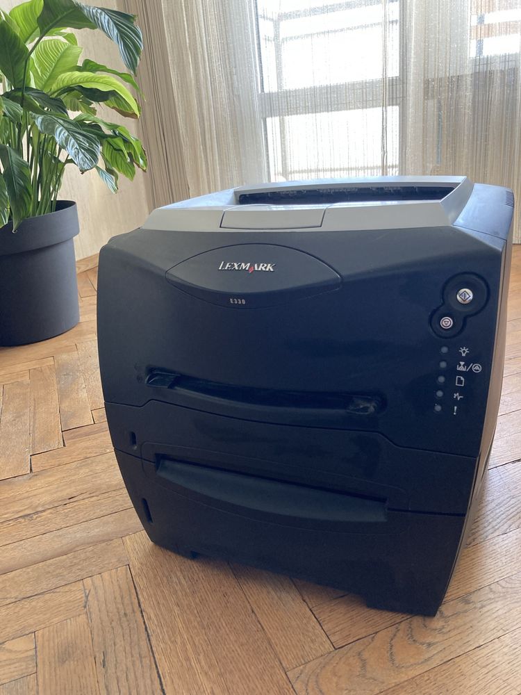 Лазерен принтер Lexmark E330