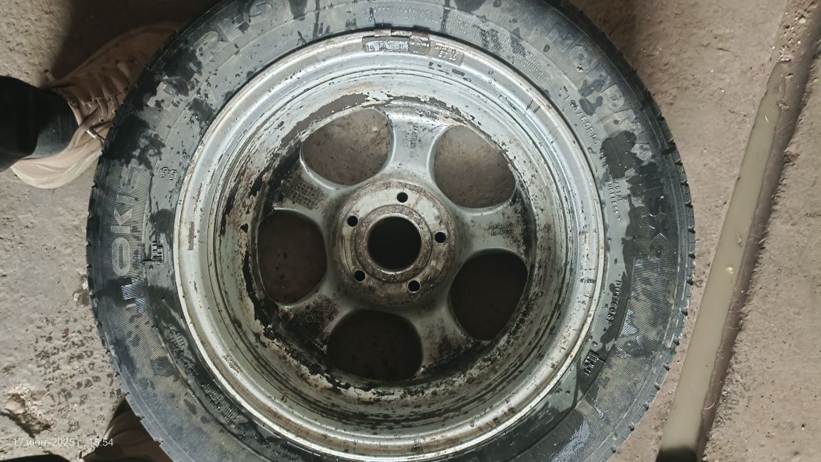 Продам диски на мерс 190, 124