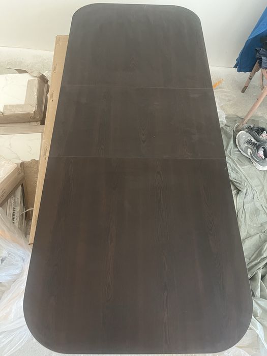 Холна маса с повдигащ механизъм