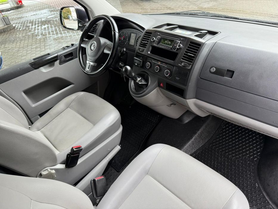 Volkswagen T6 ~ Long ~ 2013 ~ 2.0 Diesel ~ AC
