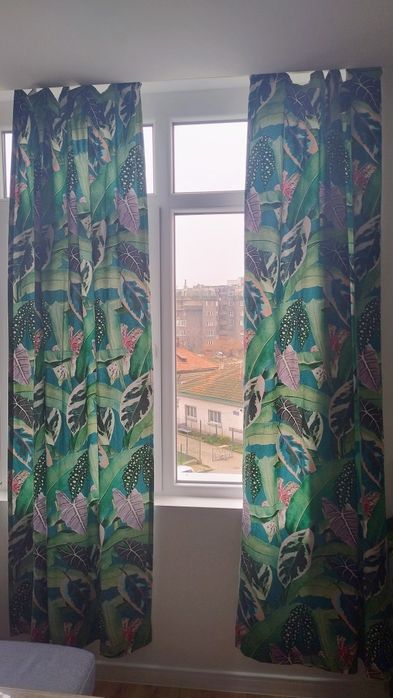 Завеси плътни зелени и тънки зелени