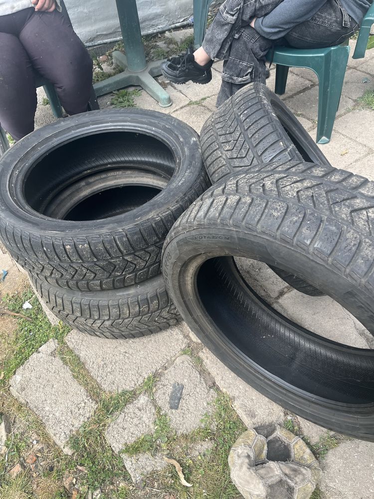 Pirelli зимни гуми 225/50/18 Sottozero 3 комплект евтино