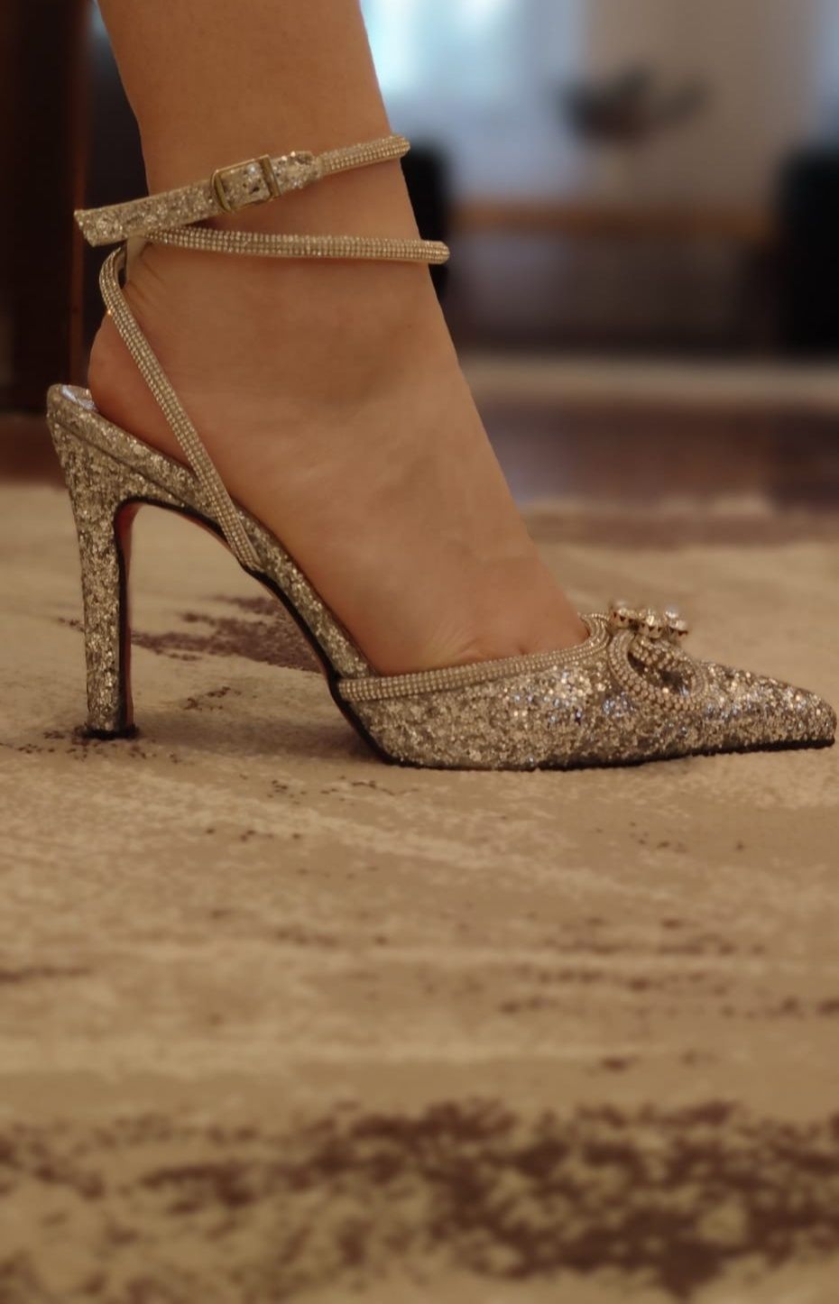 Pantofi eleganti