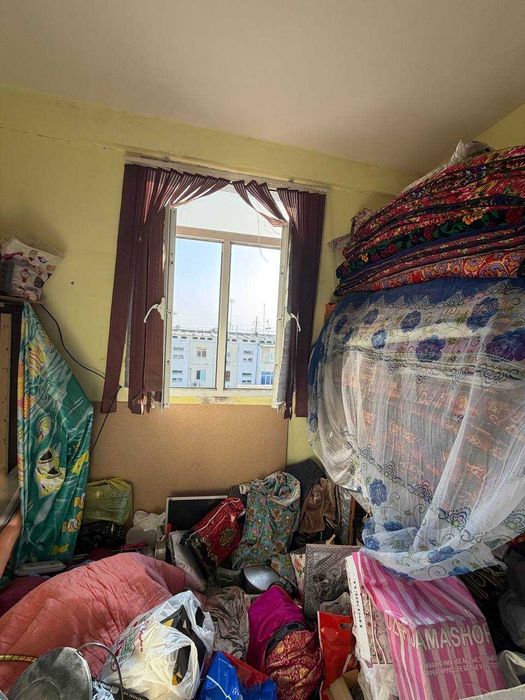 Продаётся 1х комн квартира на 5 этаже Ор-р 6 микрорайон Омад
